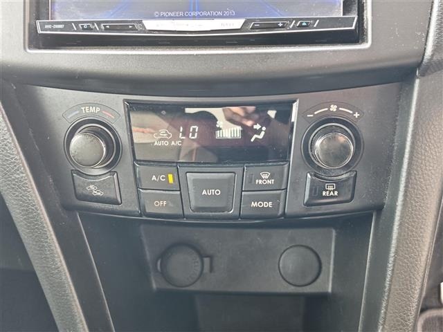 Suzuki SWIFT 2013 7658569-23