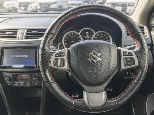 Suzuki SWIFT 2013 7658569-3