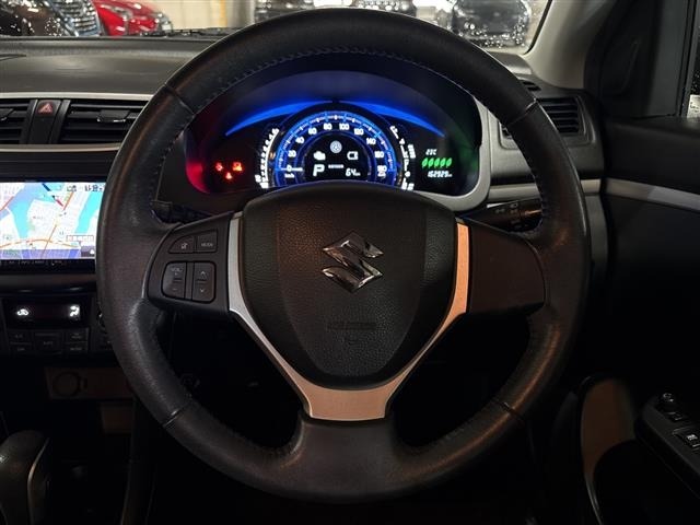 Suzuki SWIFT 2014 7658570-7