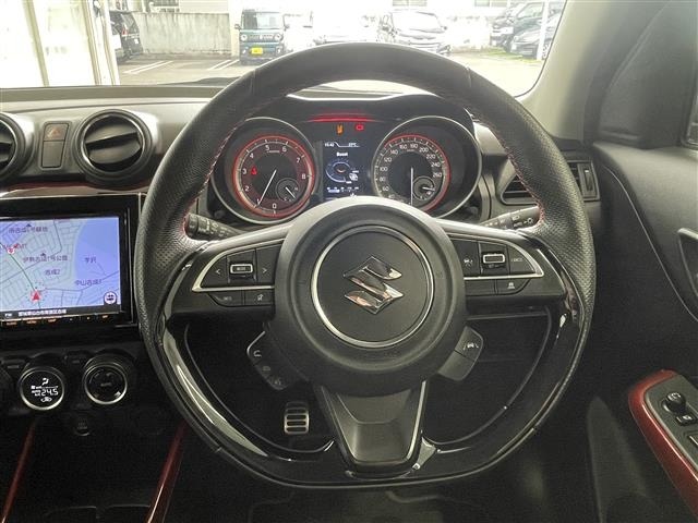 Suzuki SWIFT 2022 7658571-1