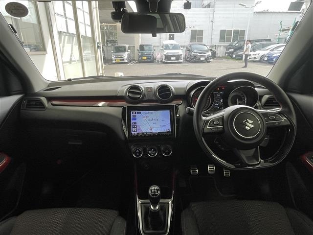 Suzuki SWIFT 2022 7658571-14