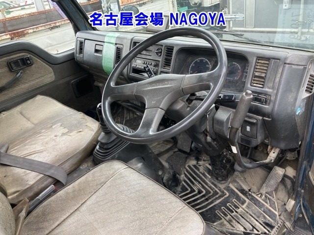 Mazda TITAN 2000 7646462-4