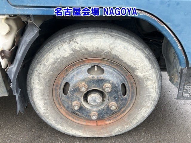 Mazda TITAN 2000 7646462-9