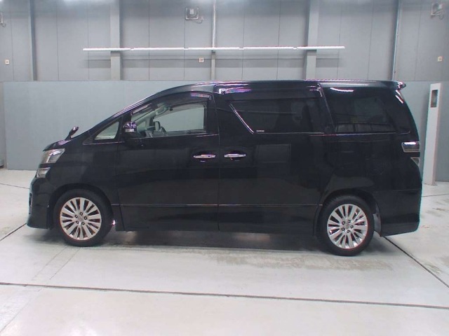 Toyota VELLFIRE 2013 7657853-4