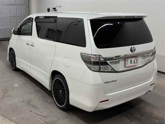 Toyota VELLFIRE 2013 7657874-1