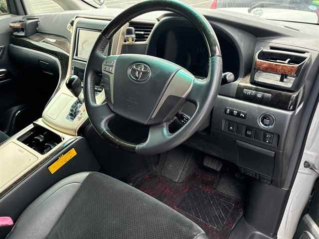 Toyota VELLFIRE 2013 7657874-3