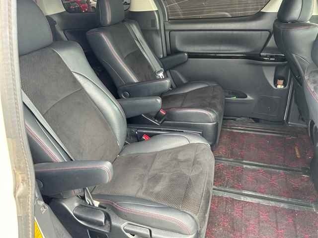 Toyota VELLFIRE 2013 7657874-8