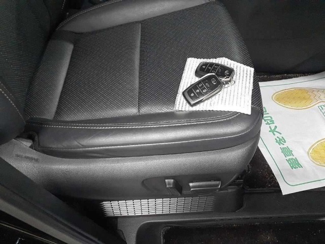 Toyota VELLFIRE 2023 7657910-10
