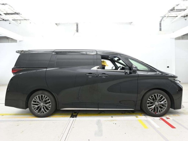 Toyota VELLFIRE 2023 7657910-3