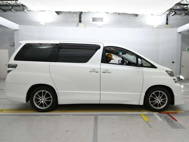 Toyota VELLFIRE 2012 7657918-3