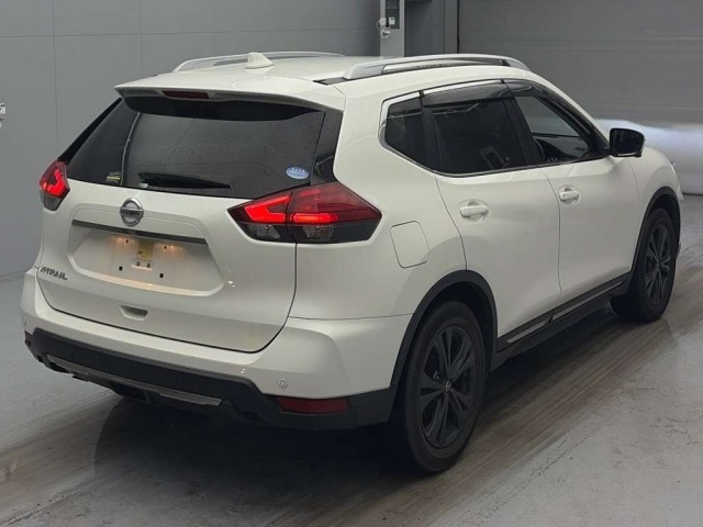 Nissan X-TRAIL 2021 7647226-1