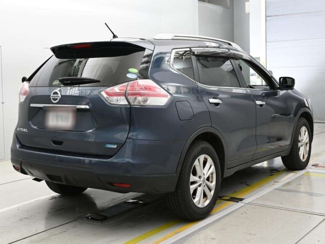 Nissan X-TRAIL 2016 7647257-1