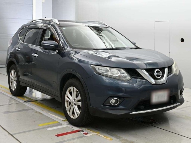 Nissan X-TRAIL 2016 7647257-5