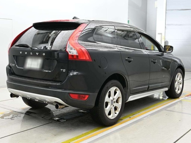 Volvo XC60 2011 7648847-1