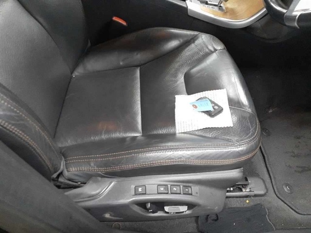Volvo XC60 2011 7648847-10