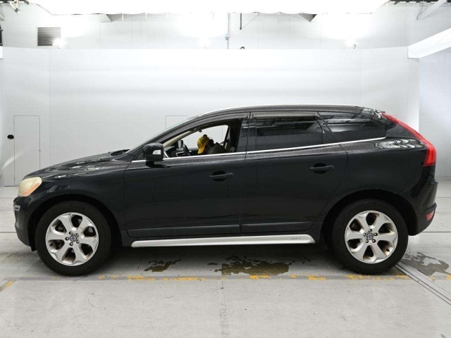 Volvo XC60 2011 7648847-4