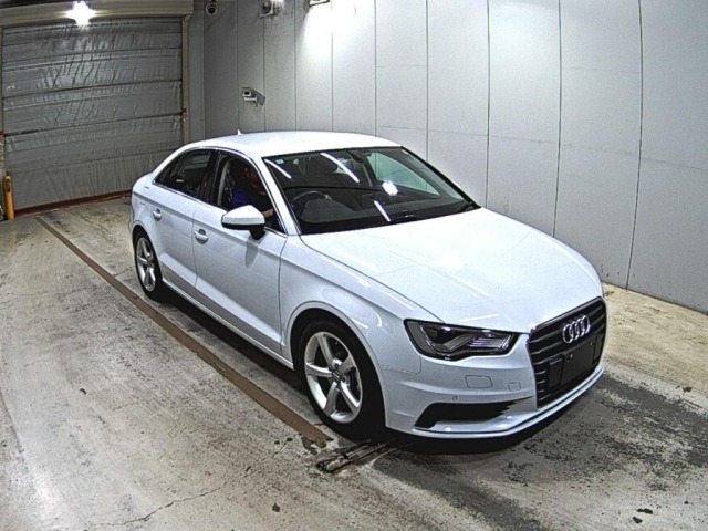 Audi A3 2014 7673428-0