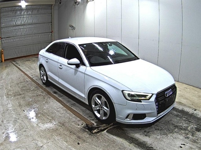 Audi A3 2018 7673429-0