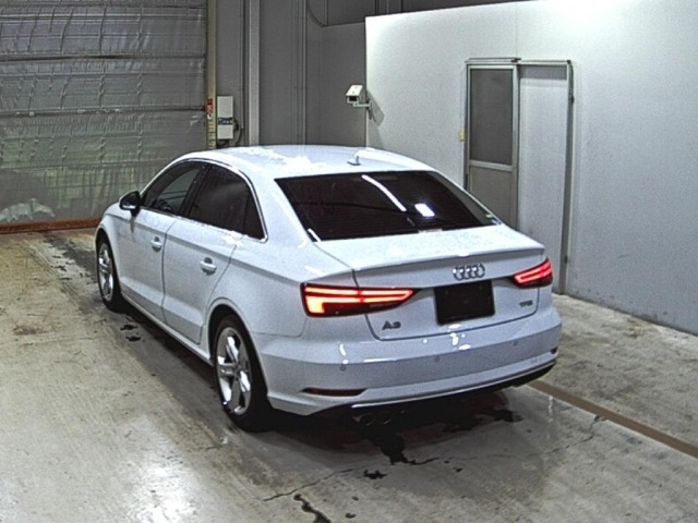 Audi A3 2018 7673429-1