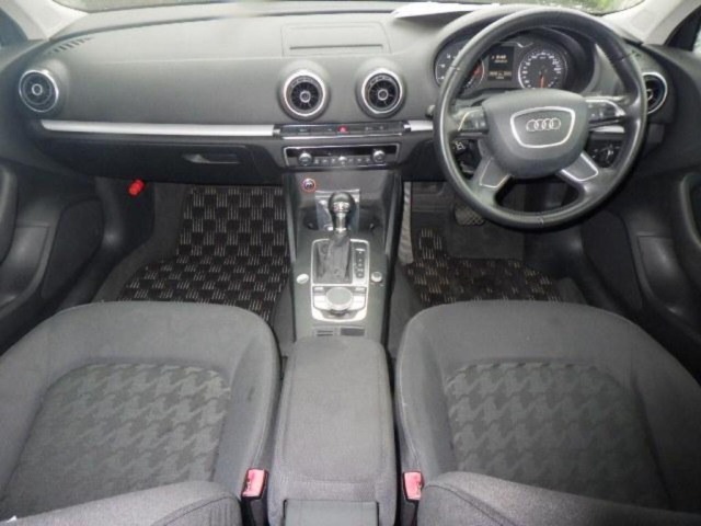 Audi A3 2013 7673430-3
