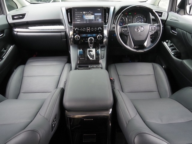 Toyota ALPHARD 2022 7670050-10