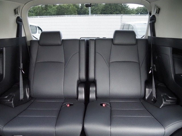 Toyota ALPHARD 2022 7670050-17