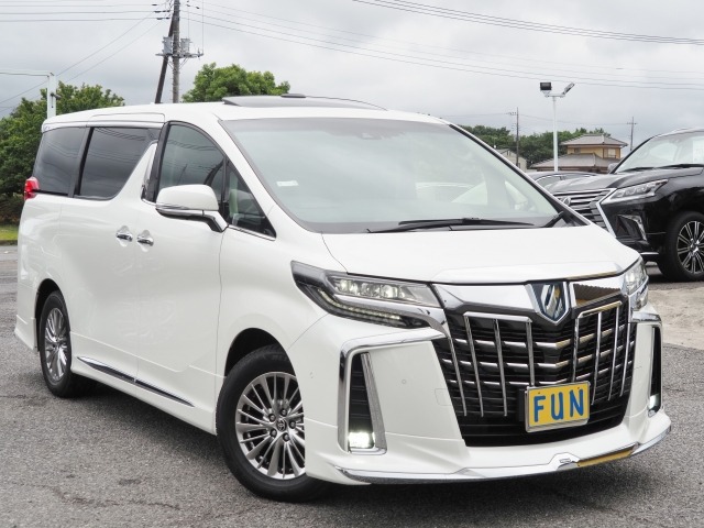 Toyota ALPHARD 2022 7670050-2