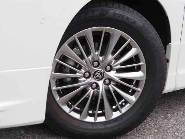 Toyota ALPHARD 2022 7670050-8