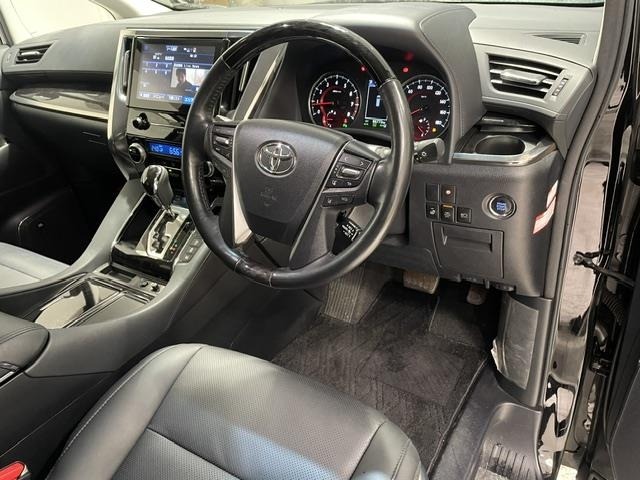 Toyota ALPHARD 2018 7671306-9