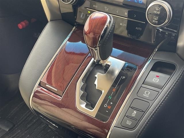 Toyota ALPHARD 2017 7671361-11