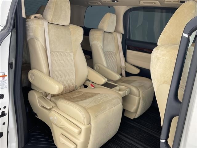 Toyota ALPHARD 2017 7671361-6