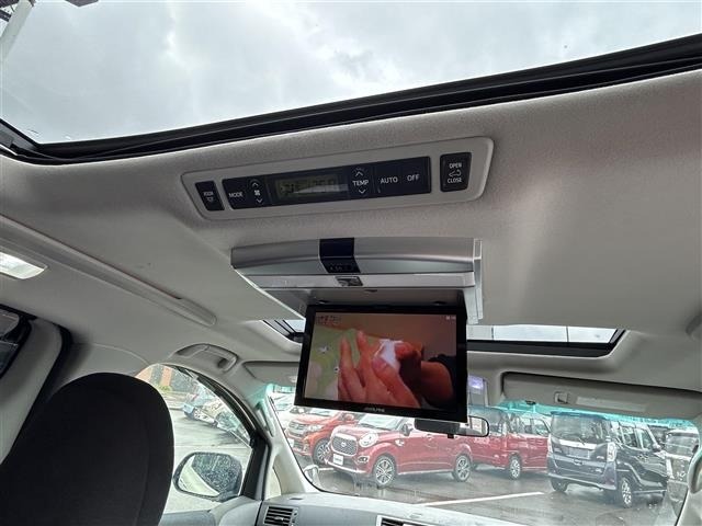 Toyota ALPHARD 2012 7671425-4