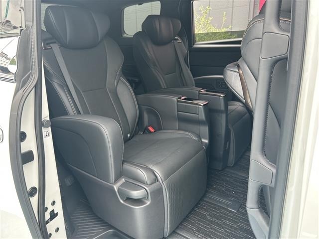 Toyota ALPHARD 2024 7671492-2