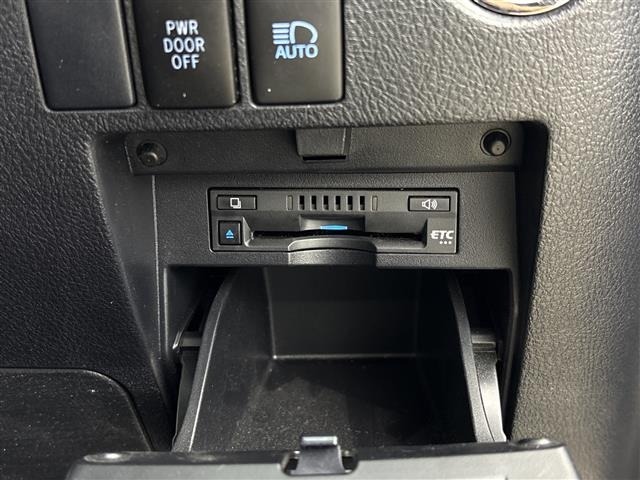 Toyota ALPHARD 2021 7671504-9