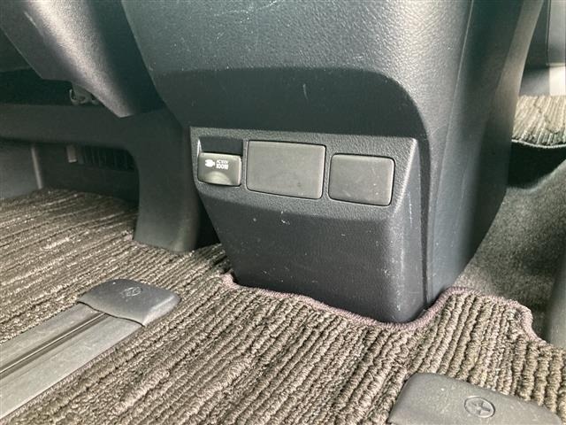 Toyota ALPHARD 2021 7671516-17