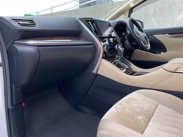 Toyota ALPHARD 2022 7671547-4