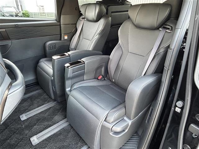 Toyota ALPHARD 2025 7671555-12