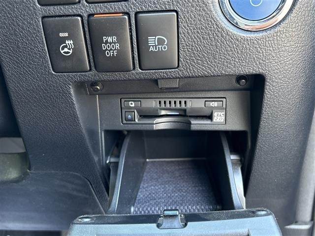 Toyota ALPHARD 2022 7671586-7