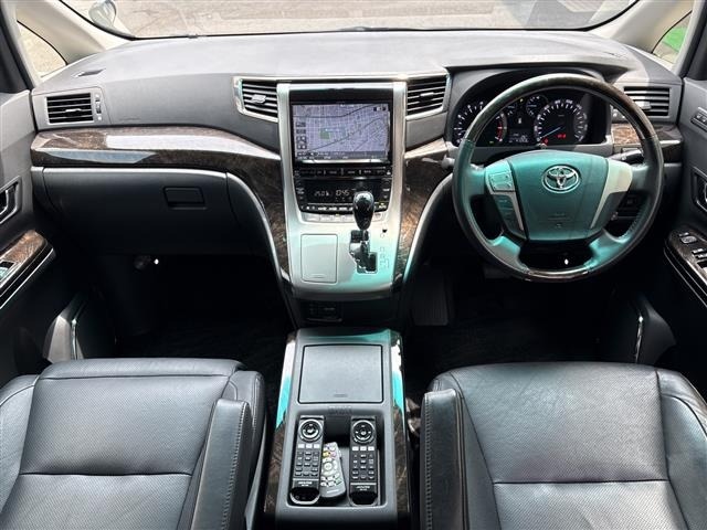 Toyota ALPHARD 2013 7671605-4