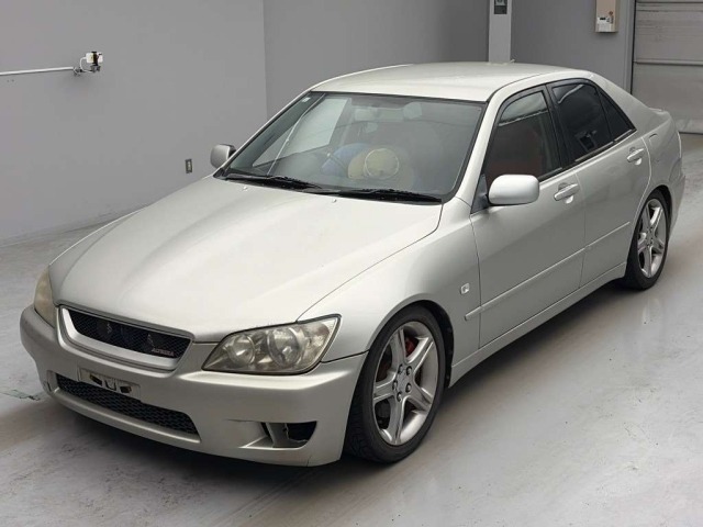 Toyota ALTEZZA 2001 7672520-0