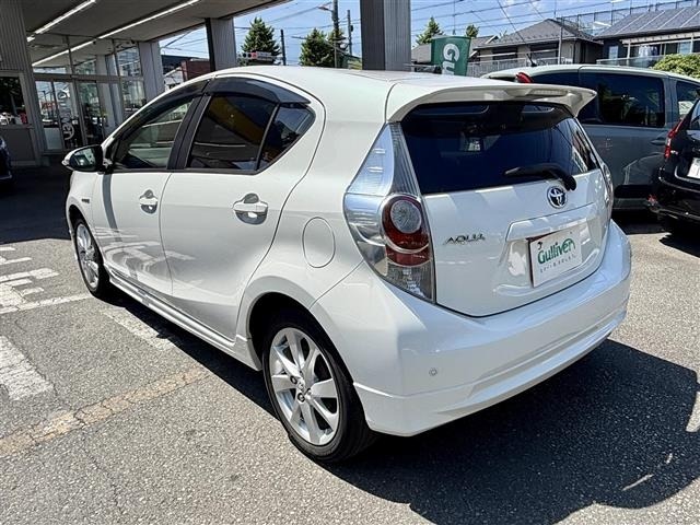 Toyota AQUA 2013 7660095-20