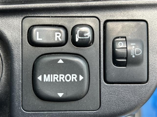 Toyota AQUA 2013 7660298-11
