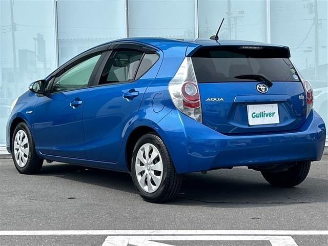 Toyota AQUA 2013 7660298-13