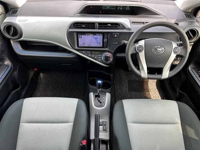 Toyota AQUA 2013 7660298-14