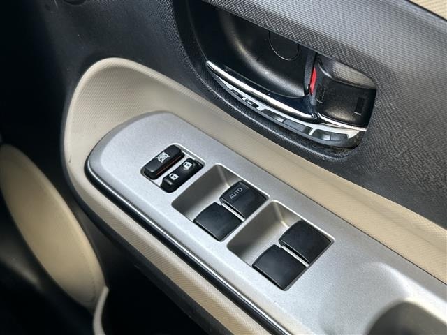 Toyota AQUA 2012 7660356-11