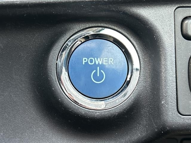 Toyota AQUA 2012 7660356-8