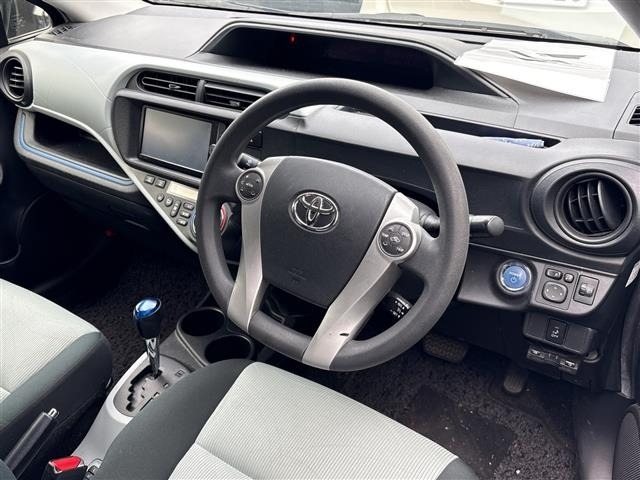 Toyota AQUA 2014 7660403-2