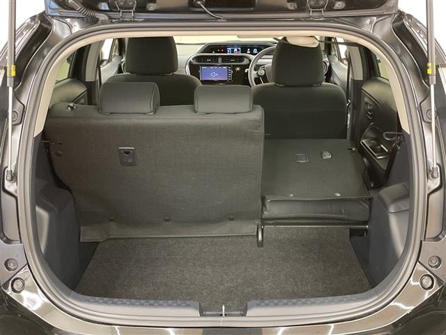 Toyota AQUA 2019 7660409-12