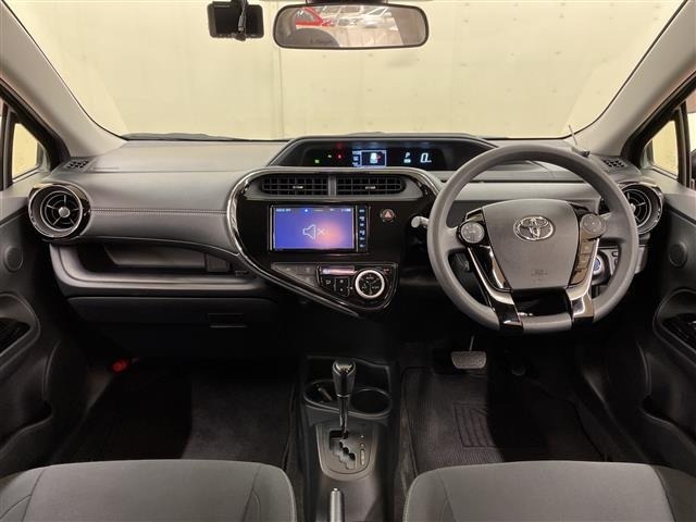 Toyota AQUA 2019 7660409-14