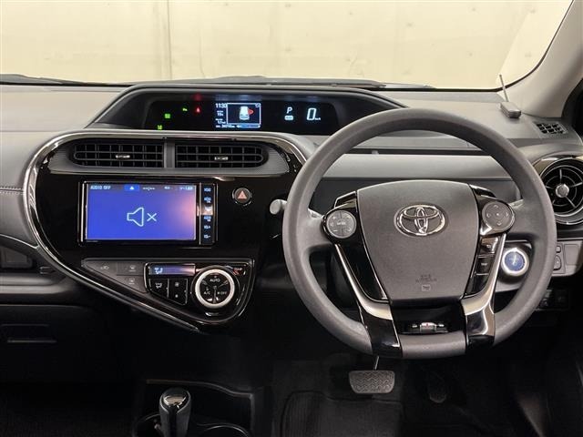 Toyota AQUA 2019 7660409-17